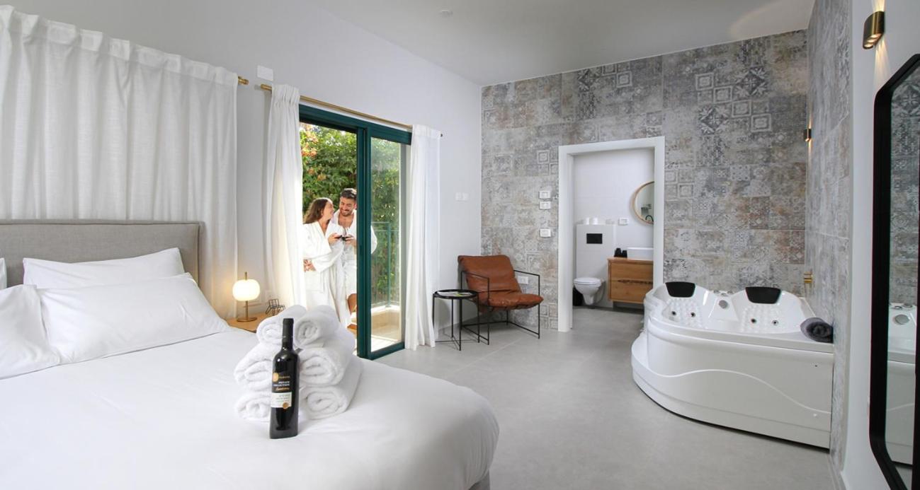 Villa 49 Boutique Zikhron Ya'akov Exterior foto