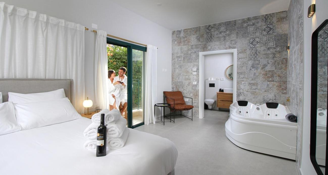 Villa 49 Boutique Zikhron Ya'akov Exterior foto