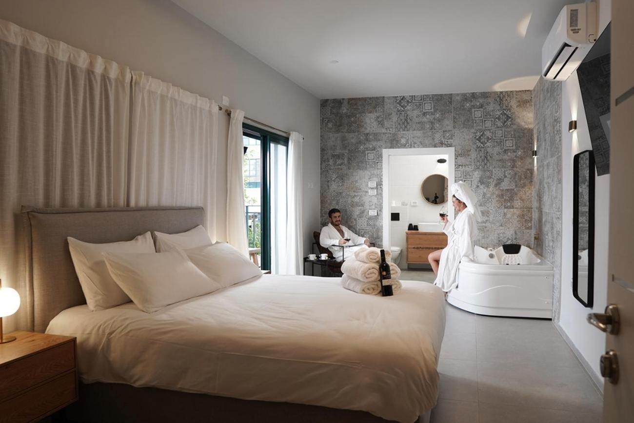 Villa 49 Boutique Zikhron Ya'akov Exterior foto
